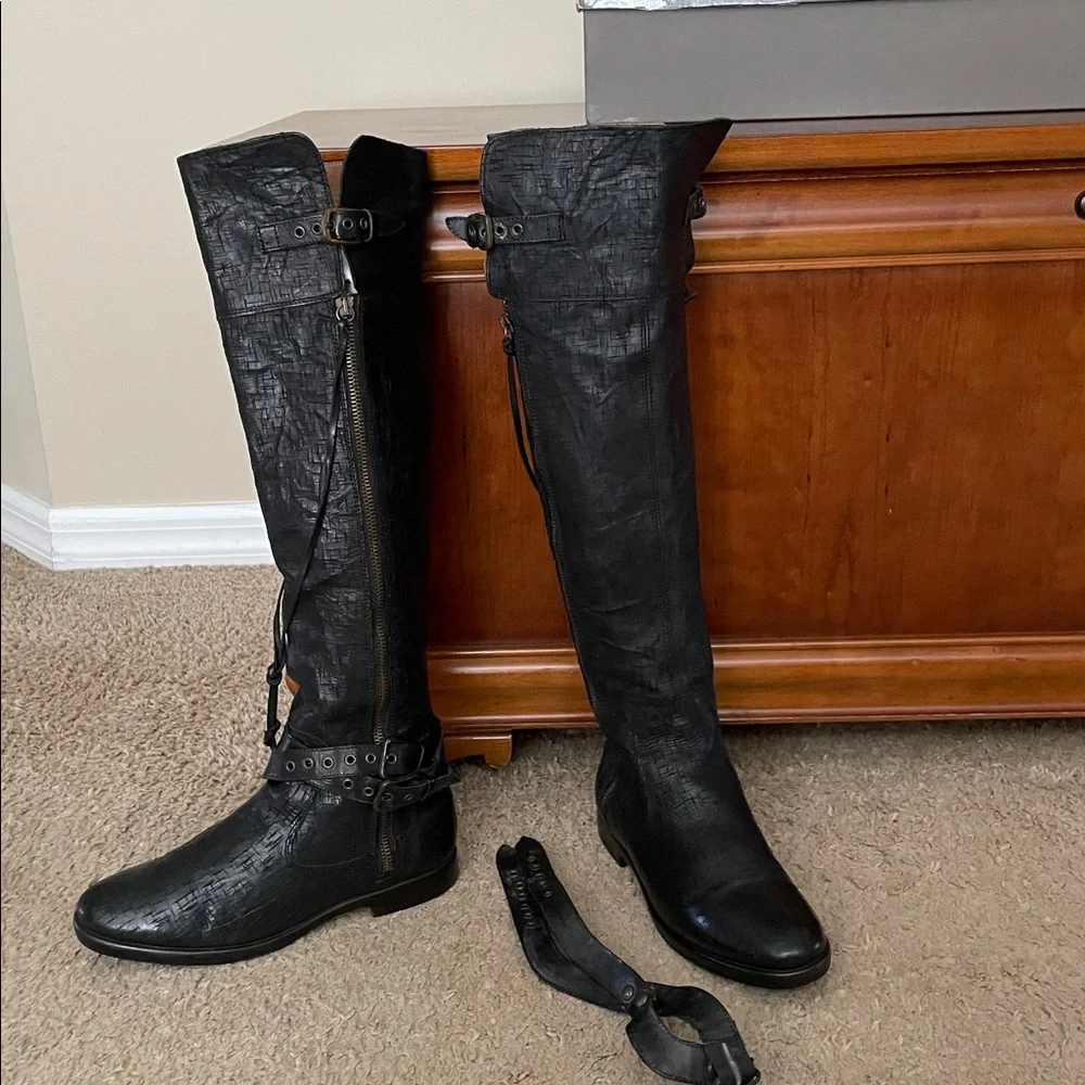 VINTAGE UGG Collection Tall NICOLETTA WEAVE leather over the knee boot 8 NIB